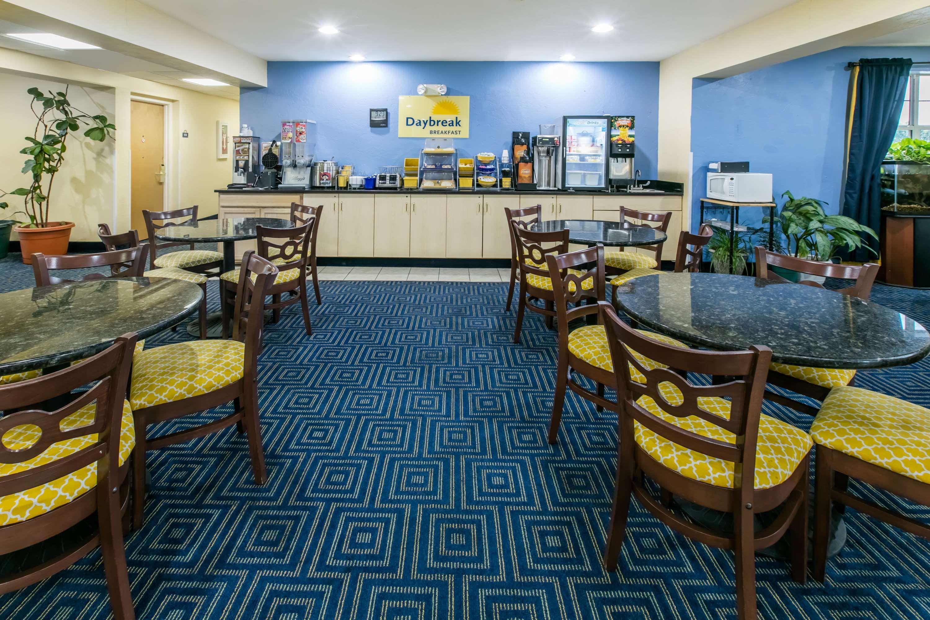 Days Inn Pryor Creek Εξωτερικό φωτογραφία