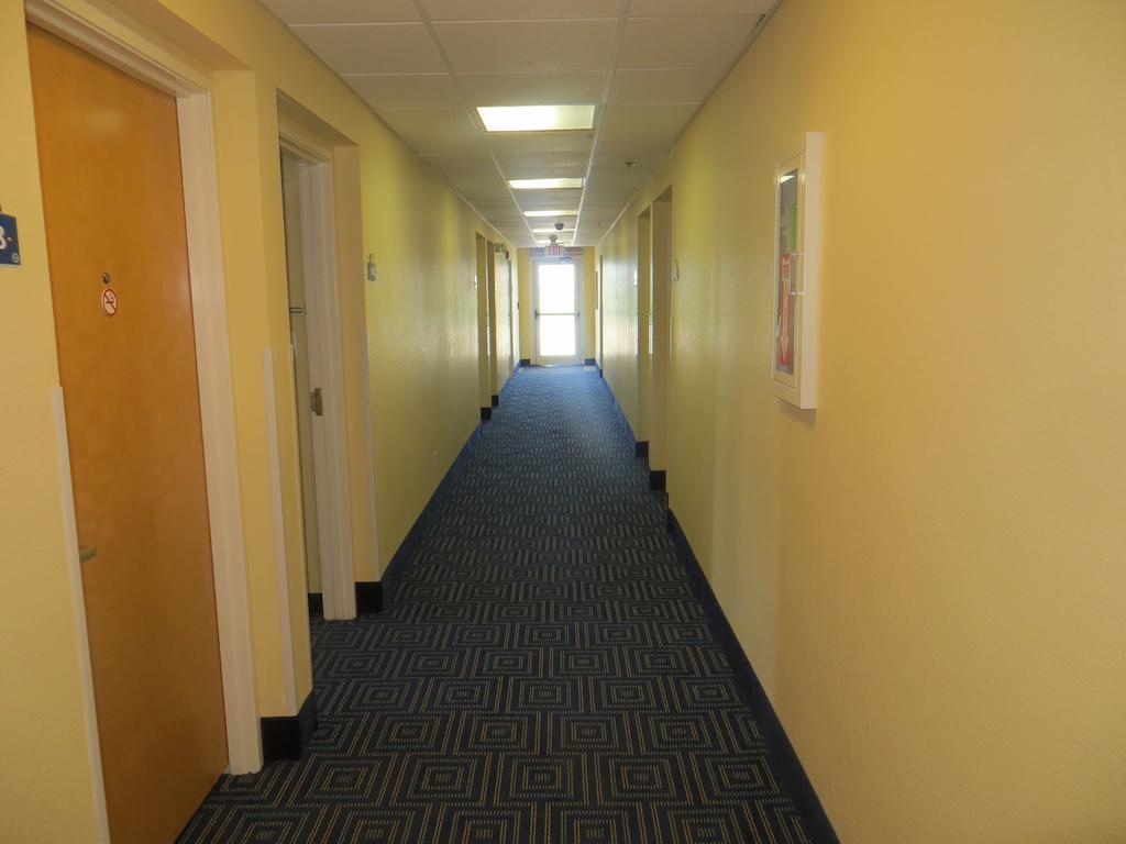 Days Inn Pryor Creek Εξωτερικό φωτογραφία